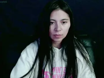 Bongacams Free Porn Cam of GoddessValkyrie
