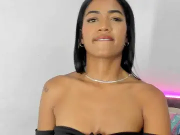 Bongacams Live Porn of BarbieHotLaura