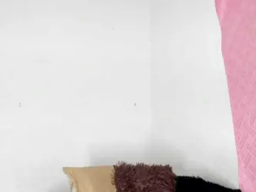 Bongacams Nude Webcam of BarbieHotLaura