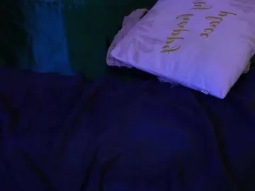 Bongacams Free Porn Cam of LunaLicks