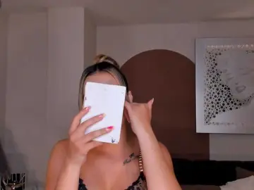 Bongacams Live Sex Cam of LaurentRosse