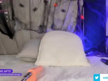 Bongacams Watch Live Sex Cams of Shanna03