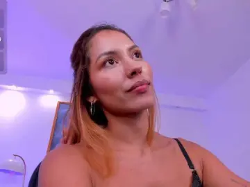 Bongacams Watch Live Sex Cams of AmberColors