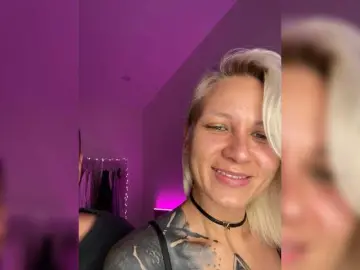 Bongacams Watch Live Sex Cams of Original666