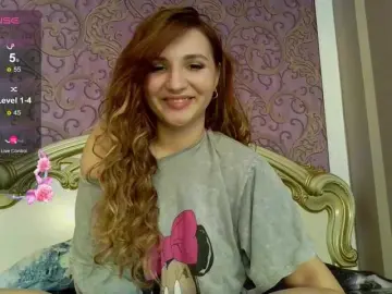 Bongacams Live Sex Cam of MagicalLouu