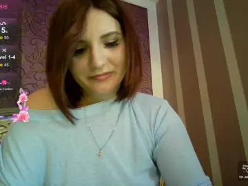 Bongacams Adult Video Chat of MagicalLouu