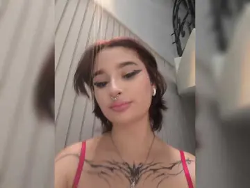 Bongacams Live Porn of CloeeMiller
