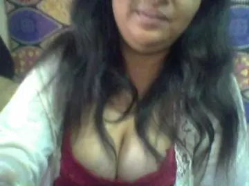 Bongacams Nude Webcam of Estellah