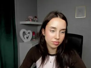 Bongacams Live Porn of adeleLive