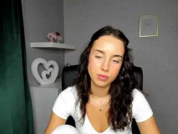 Bongacams Adult Webcams of adeleLive