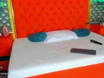 Bongacams Watch Live Sex Cams of VallerieJones