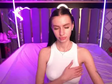 Bongacams Live Sex Cam of SnowWhiteee