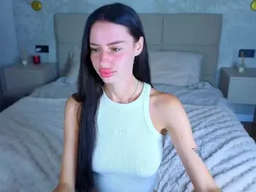 Bongacams Live Sex Cam of SnowWhiteee