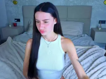 Bongacams Adult Webcams of SnowWhiteee