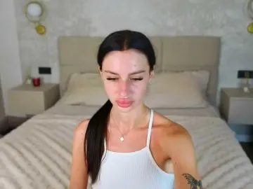 Bongacams Adult Webcams of SnowWhiteee