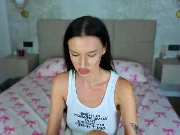 Bongacams Live Sex of SnowWhiteee