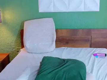 Bongacams Best live sex cam show of curvynaomhy