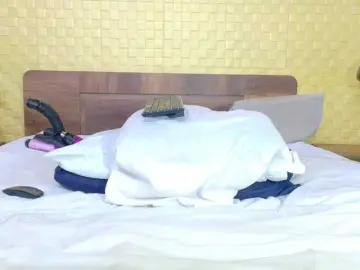 Bongacams Best live sex cam show of curvynaomhy