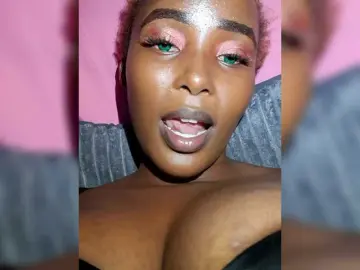 Bongacams Free Porn Cam of BlacksugarBaby
