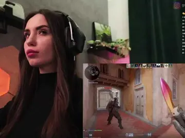 Bongacams Free Live Porn of IzabellaOne