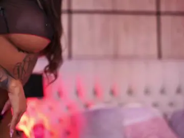 Bongacams Nude Webcam of AishaaDevoe