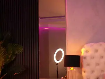 Bongacams Nude Webcam of AishaaDevoe