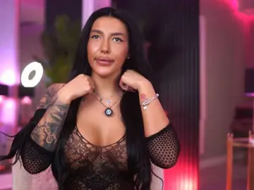 Bongacams Watch Live Sex Cams of AishaaDevoe