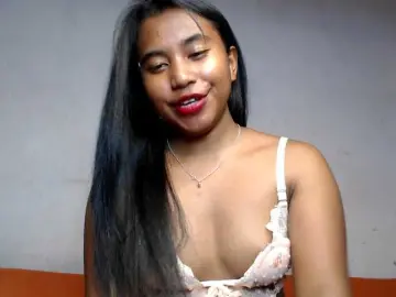 Bongacams Nude Webcam of Pauliemarie