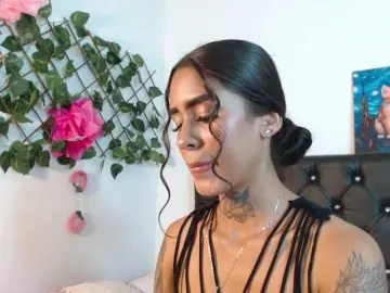 Bongacams Free Live Porn of ameliejoness17