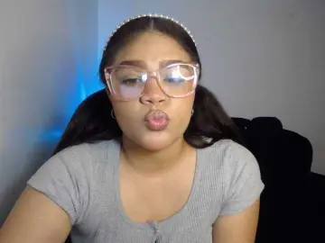 Bongacams Free Live Porn of 2moonsfulloflove