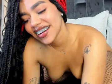 Bongacams Live Porn of NaylaGrey