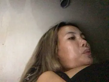 Bongacams Private Sex Chat of Pempemliciouss