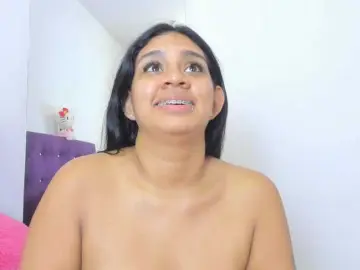 Bongacams Nude Webcam of madelinsquit