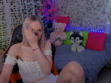 Bongacams Nude Webcam of GinaGinaLove