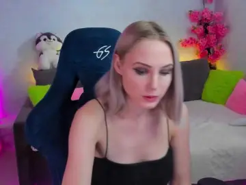 Bongacams Live Porn of GinaGinaLove