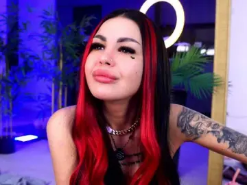 Bongacams Best live sex cam show of NaomyFlame
