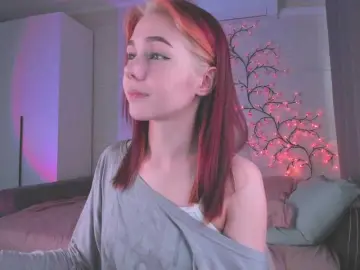 Bongacams Nude Webcam of Cute1yoga