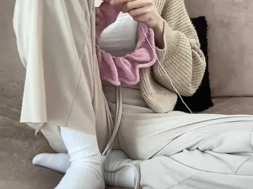 Bongacams Nude Webcam of BestyBoobs