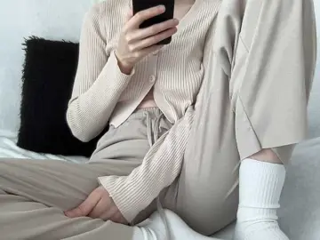 Bongacams Nude Webcam of BestyBoobs