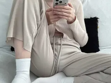 Bongacams Nude Webcam of BestyBoobs