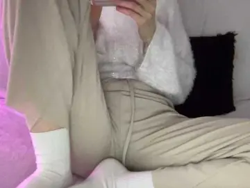 Bongacams Adult Webcams of BestyBoobs