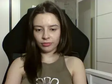 Bongacams Watch Live Sex Cams of LariceHoney