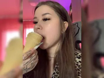 Bongacams Live Sex Cam of Alex-assa