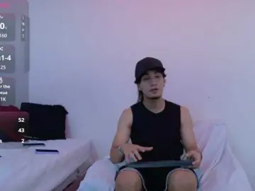 Bongacams Best live sex cam show of sweetauracouple
