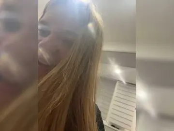 Bongacams Live Sex Cam of Ebiki