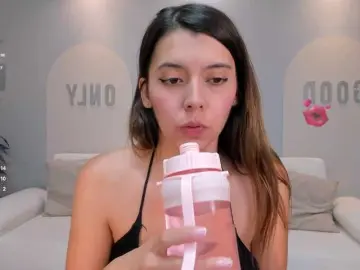 Bongacams Free Live Porn of MayaHoffman