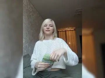 Bongacams Best live sex cam show of meowny-1