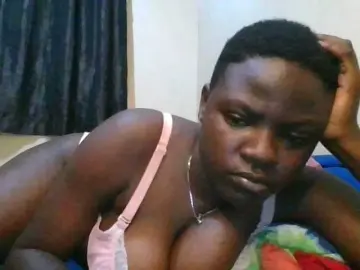 Bongacams Watch Live Sex Cams of queen-aurora