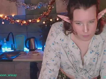 Bongacams Sex Cam of MoonWayWithMemes