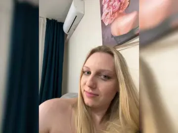 Bongacams Best live sex cam show of HotWillow
